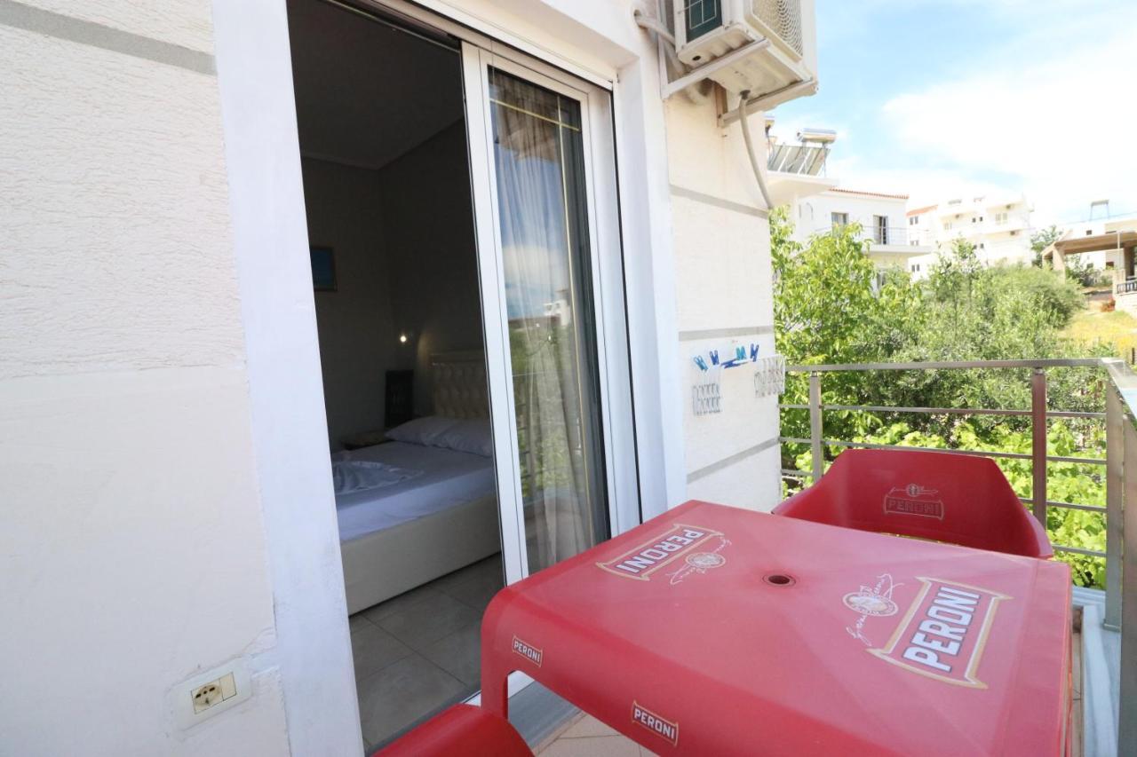 Villa Juli Ksamil Esterno foto