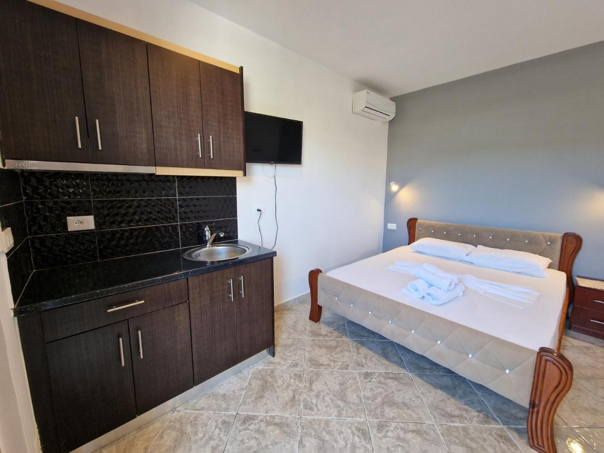 Villa Juli Ksamil Esterno foto