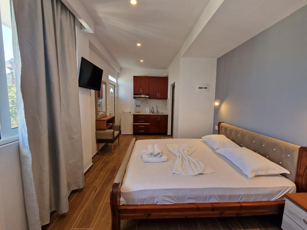 Villa Juli Ksamil Esterno foto