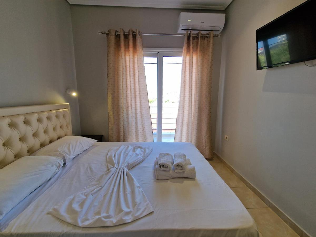 Villa Juli Ksamil Esterno foto