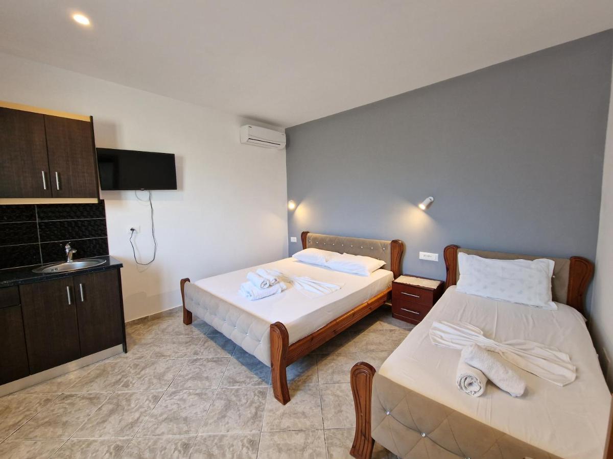 Villa Juli Ksamil Esterno foto