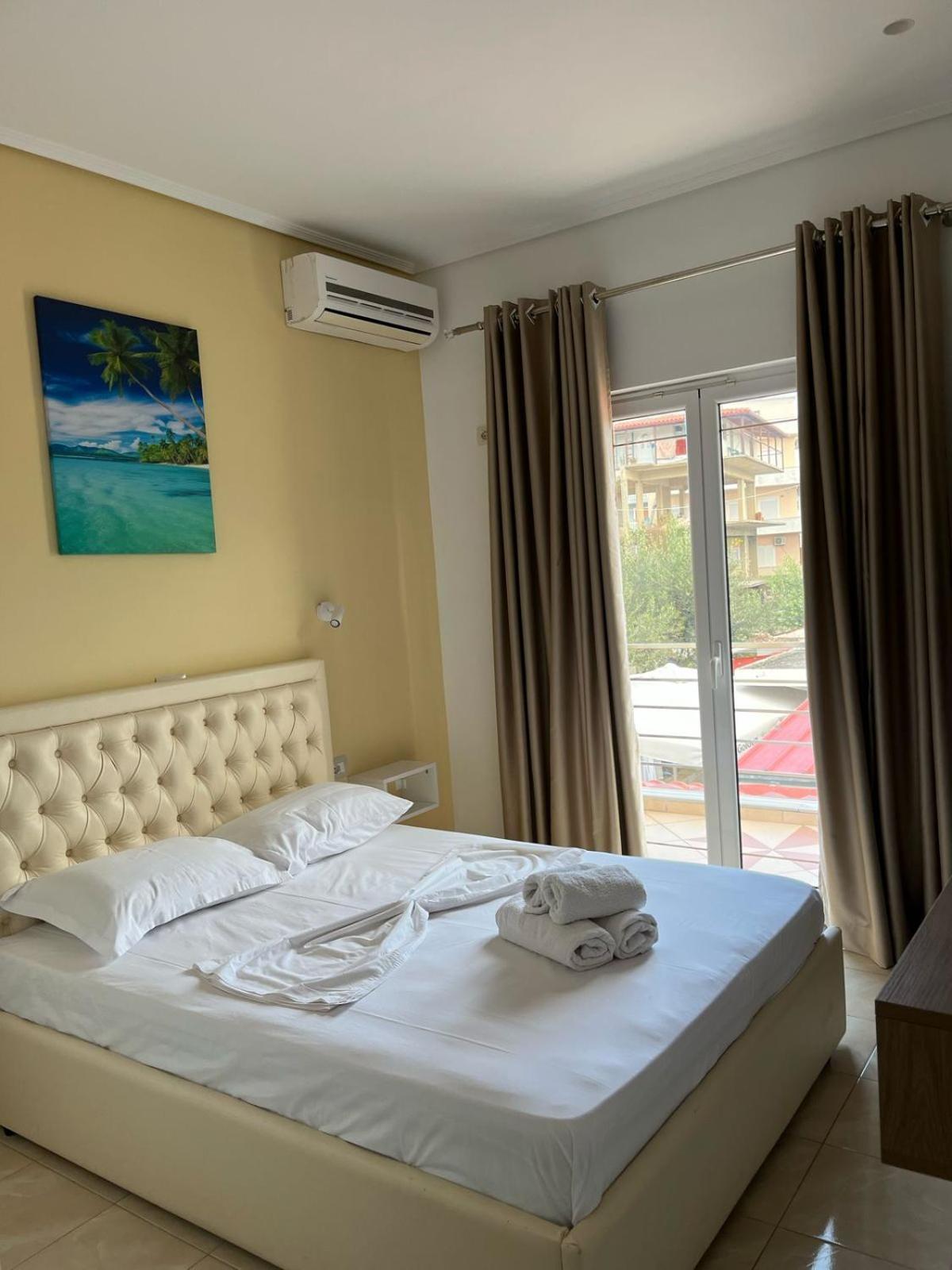 Villa Juli Ksamil Esterno foto